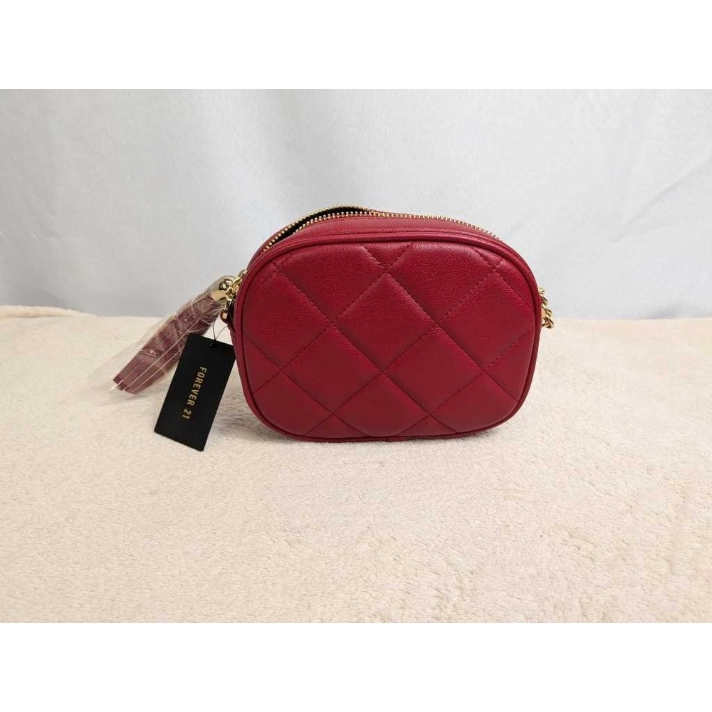 Forever 21 Quilted Crossbody Bag Red Chain Strap New With Tags